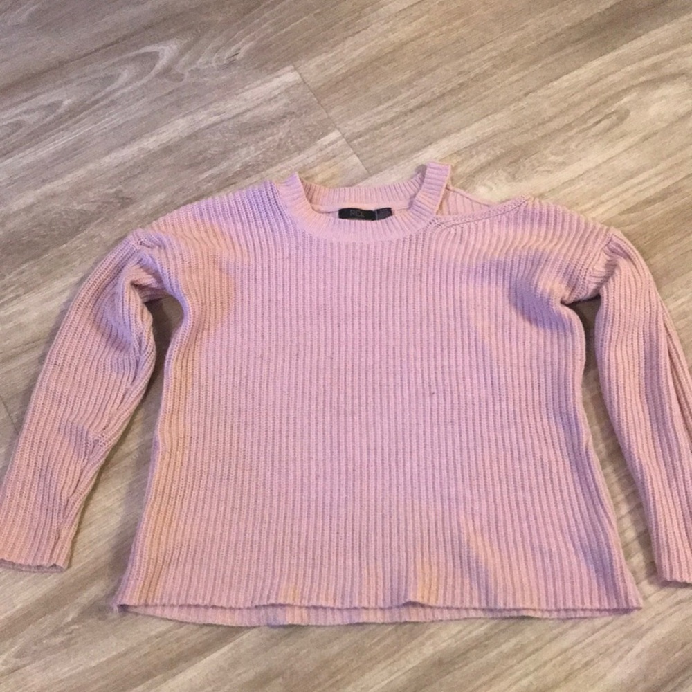 Pink Cable-knit Sweater with shoulder cutout